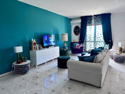 Seb's Flat - Home of the Sun & Colors, Free Wi-Fi , AC, SmartTV