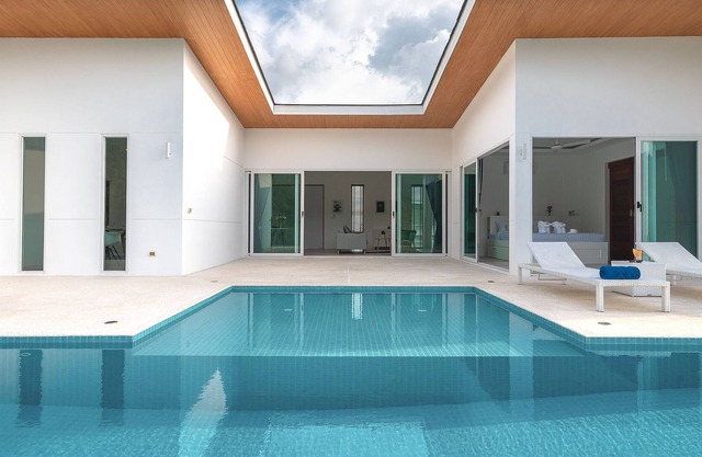 Secluded 3-BR pool villa - 5 min to beaches, restaurants