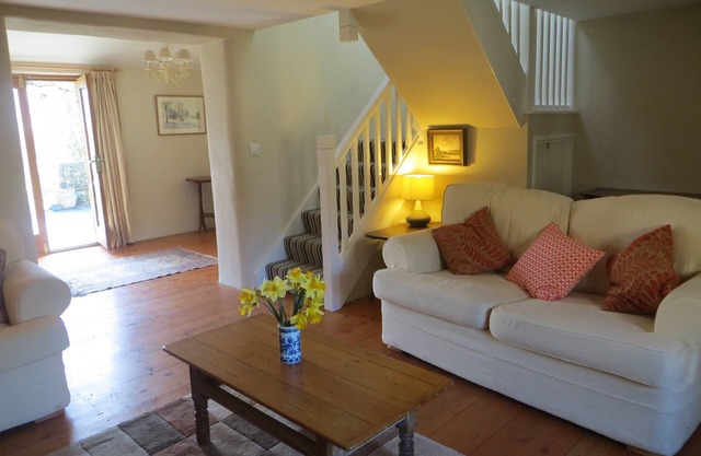 Secluded Cottage with extensive private garden