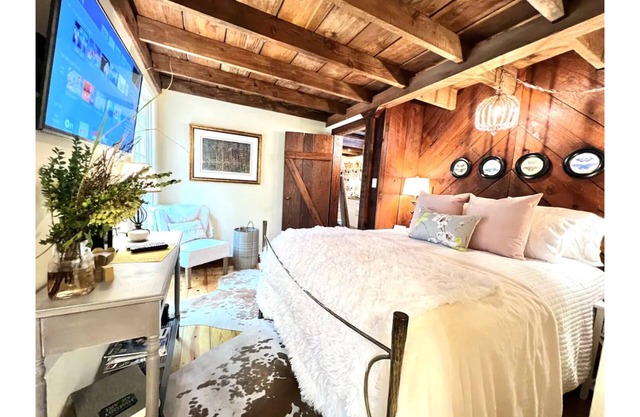 Secluded Creekside Luxury Cabin Callaway Gardens/FDR/Poplar Place Farm