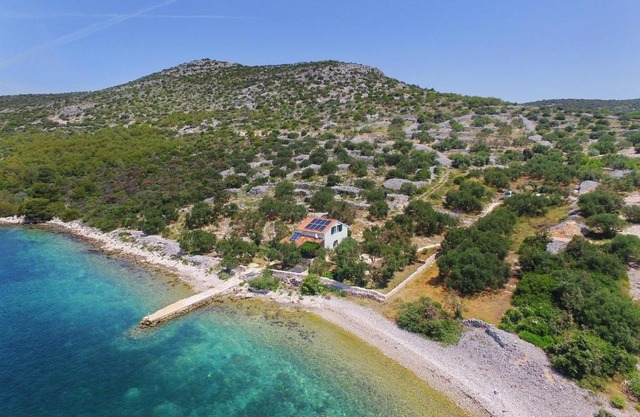 Secluded fisherman's cottage Cove Donje More, Pasman - 8413