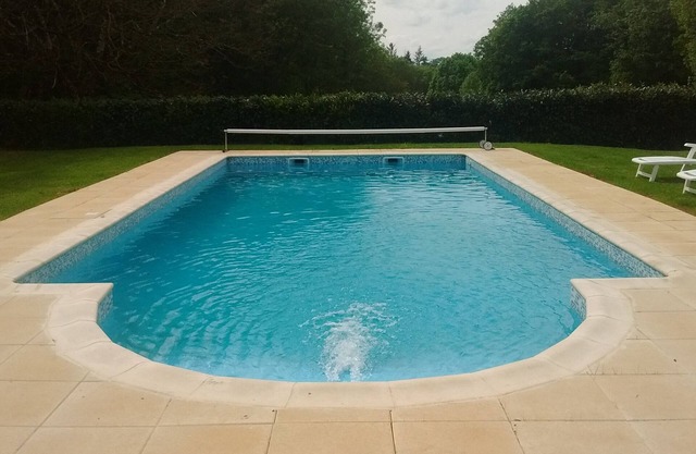Secluded gite in the grounds of a chateau with private fishing