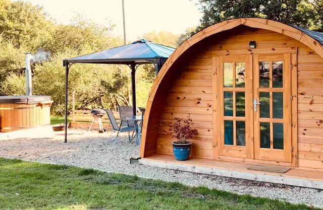 Secluded Glamping Pod With Private Hot Tub