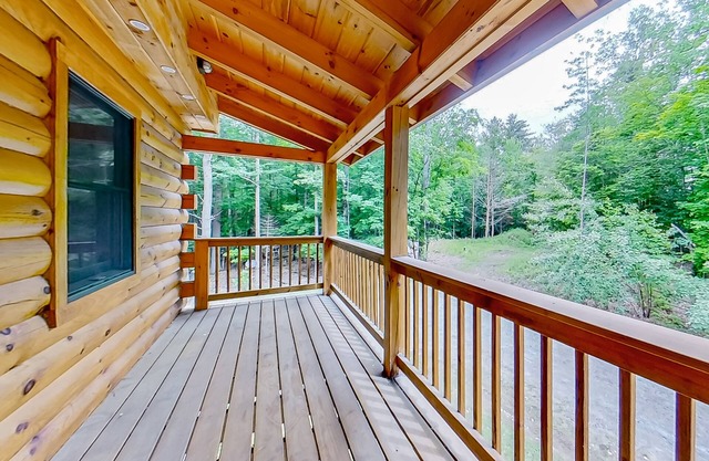 Secluded Haven | Guest house in Wevertown with wood stove, deck, W/D