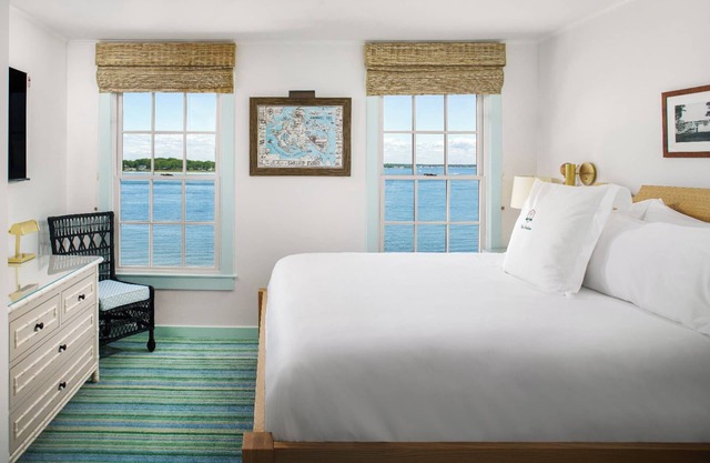 Secluded Hideaway in 2 Waterview Rooms! Outdoor Pool, Bicycles & Stunning Views