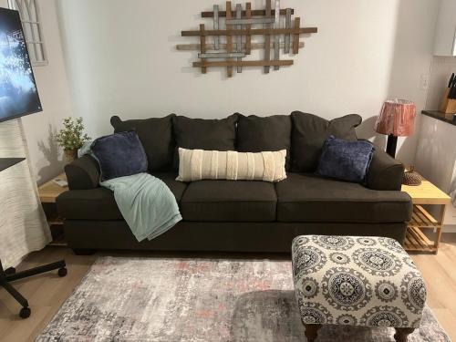 Secluded, Quiet, Cozy, & Modern