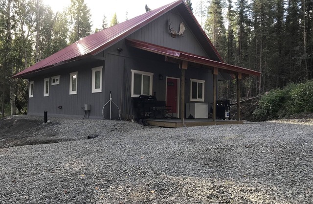 Secluded Sterling Cabin sleeps up to 12