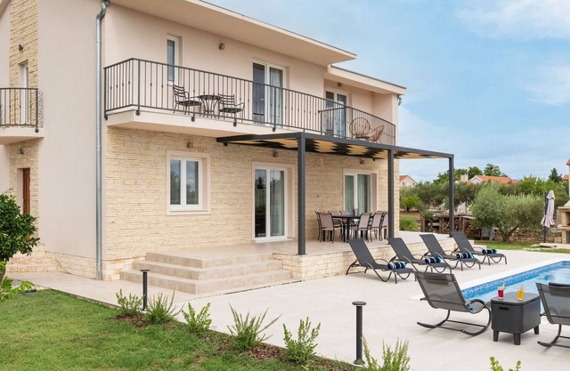 Secluded Villa in Murvica with Terrace