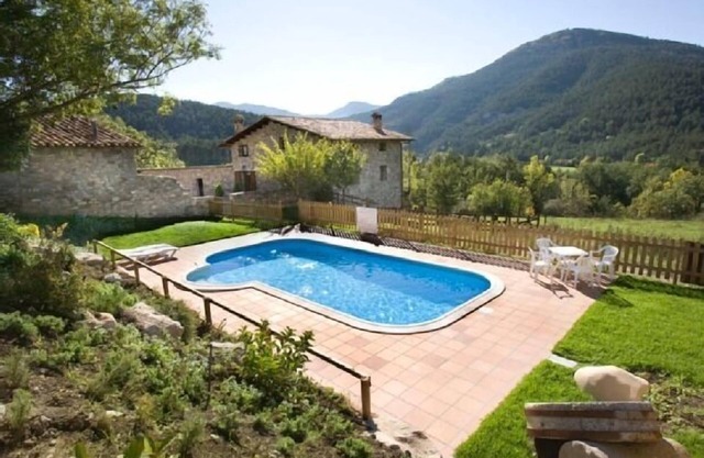 Self catering Masía Sarga for 13 people