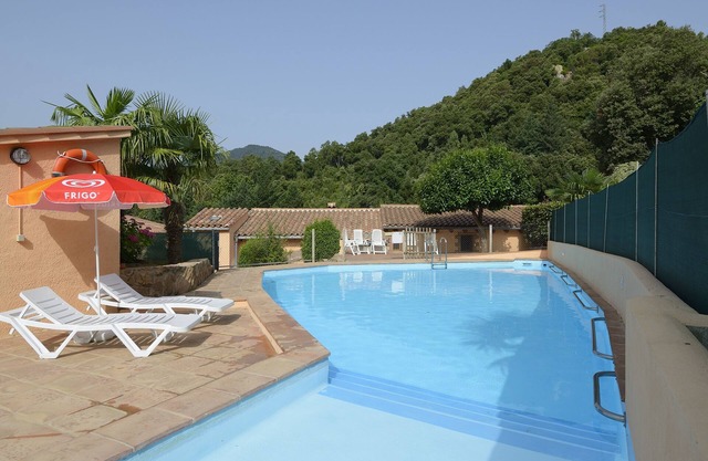 Self catering Mas Romeu for 6 people