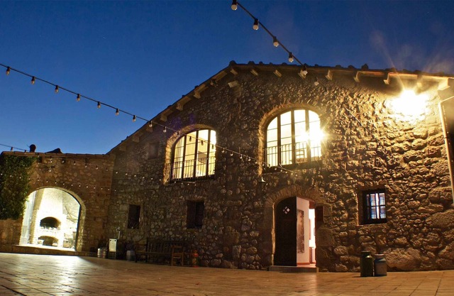 Self catering Poble Rural Puigarnau-Pubilló for 6 people