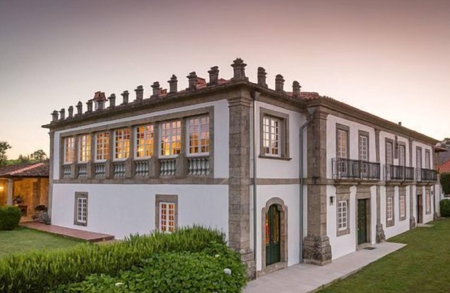 Self catering Quinta de Luou for 11 people