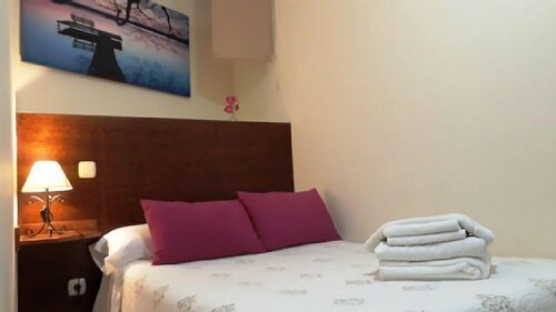 Self catering Toledo Magico for 2-4 people. Pets allowed