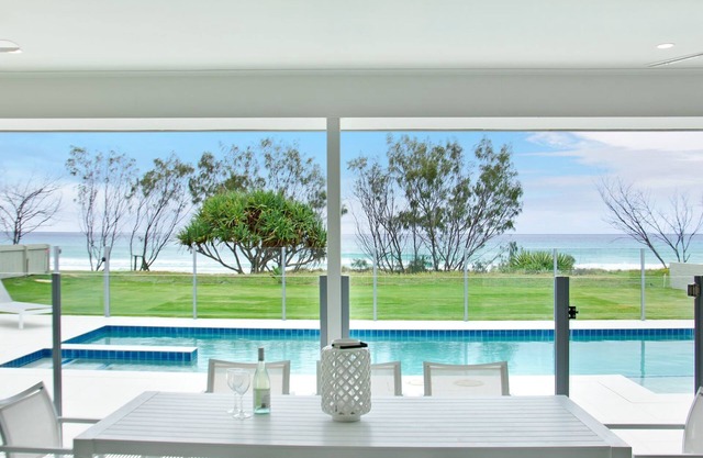 Sentosa on Tugun - Absolute Beachfront Home