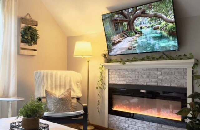 Serene Country Loft | Sleeps 5