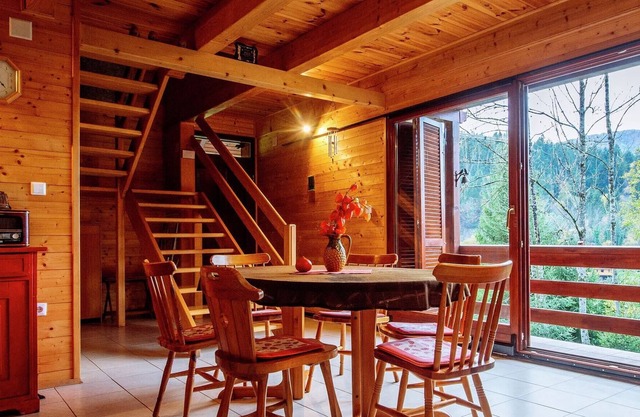 Serene holiday home in Doluš with private garden