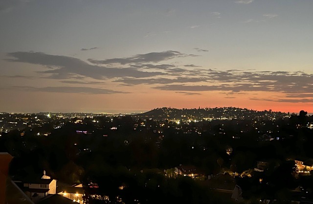 Serenity - Amazing Views & Modern Charm, 1 bedrm, 1 bath, 2 beds, kitchen, deck