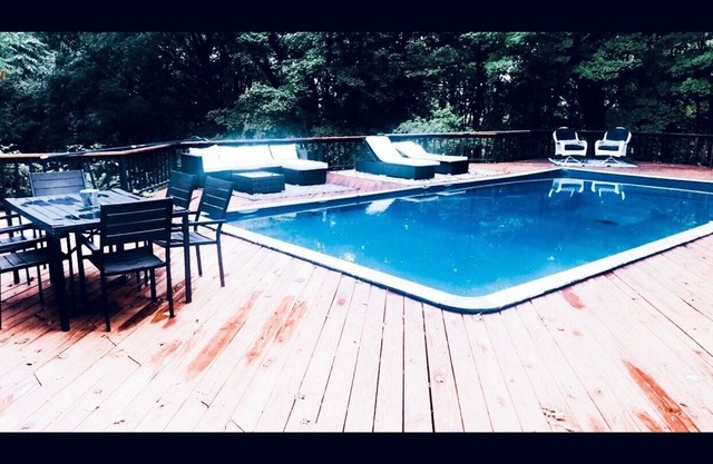 Serenity: Pound Ridge with Pool