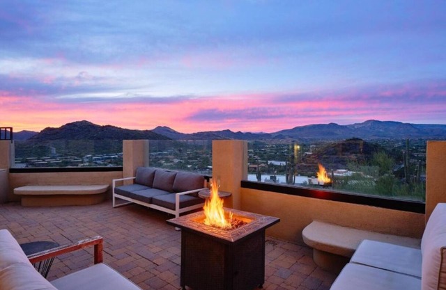Shangri-La Desert Paradise, Golf, Towering Saguaros, Peace, Privacy & Comfort