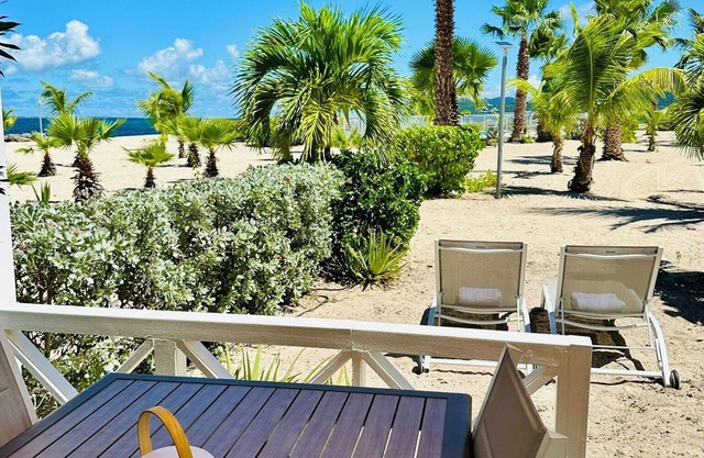 Shell Beach - NBBC - 2 bedrooms on the beach