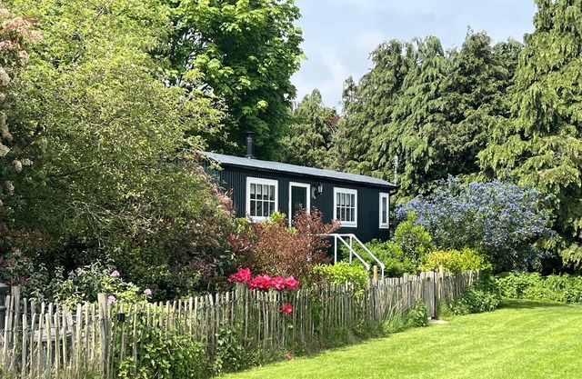 SHEPHERD'S RETREAT