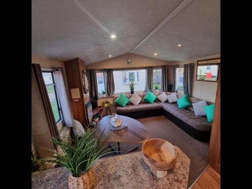 Sherwood 473 SANTANAVAN 9