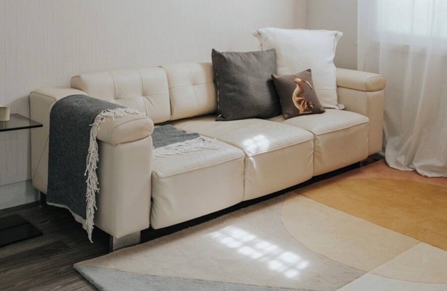 Shilin night market ,MRT 2 mins,Ximen,cozy kitchen,balcony,washing machine