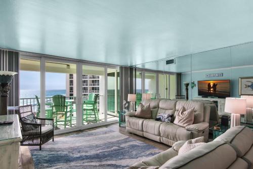 Shoreline Towers 1073
