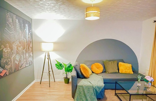 Short & Long stay✪3 bedrooms ✪Homevy Relocations✪