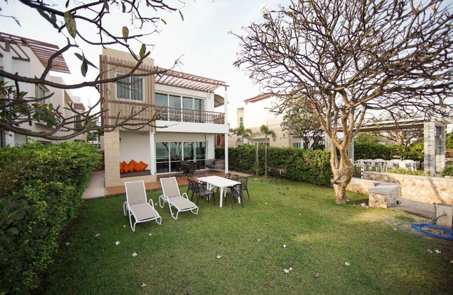 Simantra Private Villas