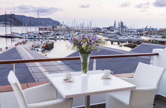 Simon's Town Quayside Hotel