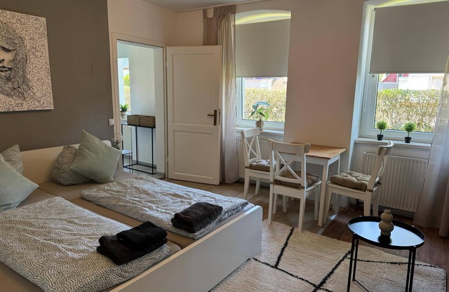 Simple apartment "Hannes" in Halle including parking space