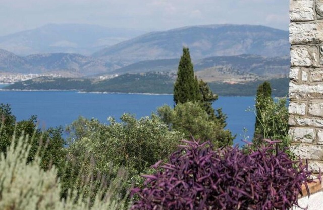 Sinies Stone Cottage - NE Corfu