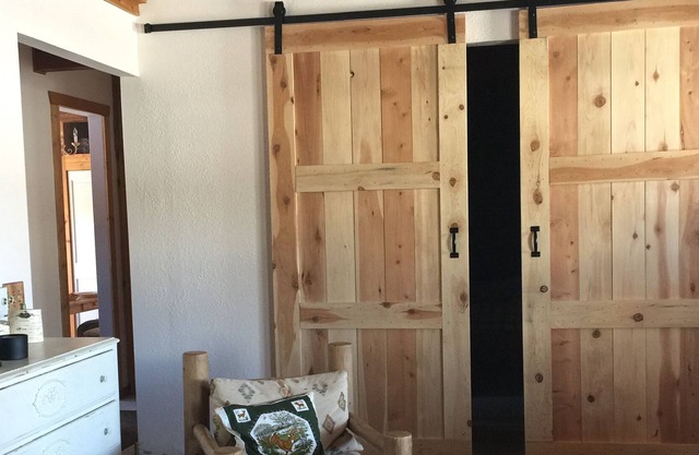 Site of Stanley’s First Log Cabin. Sawtooth Views. On Creek. Dark Sky Reserve.