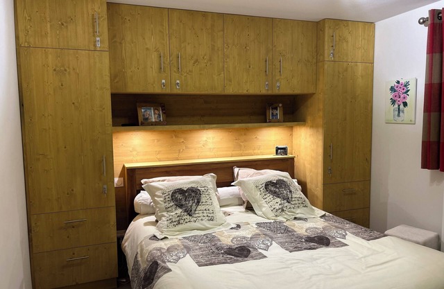 Ski a huge ski area: Doucy, Valmorel and St François Longchamp