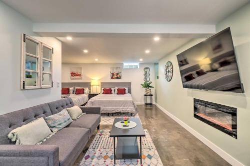 Ski and Hike Cozy Dtwn Reno Studio with Fireplace