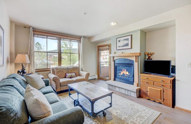 Ski In Out Luxury Condo 1221 I Hot Tub I Gym I Ski Views I Best Price I Discounted Attractions