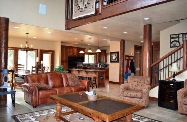 Ski In/out Luxury Cabin With Private Jacuzzi