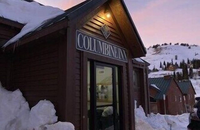 Ski in/out Powder Mountain Columbine Inn 101