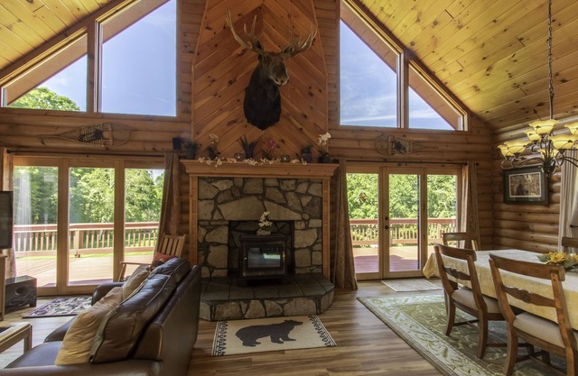 ❄️ Ski Weeks Available! Book Now! ❄️