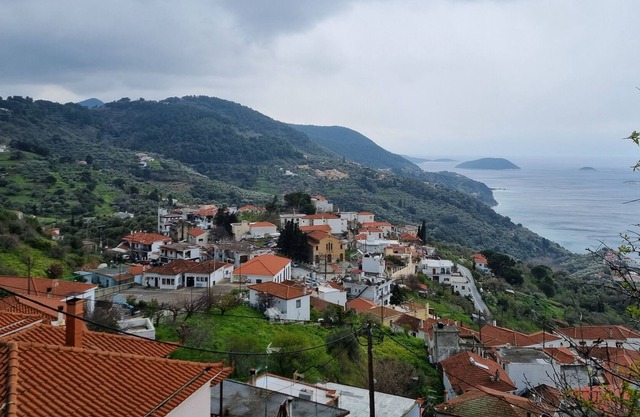 Skopelos- Iris - Your Traditional Home