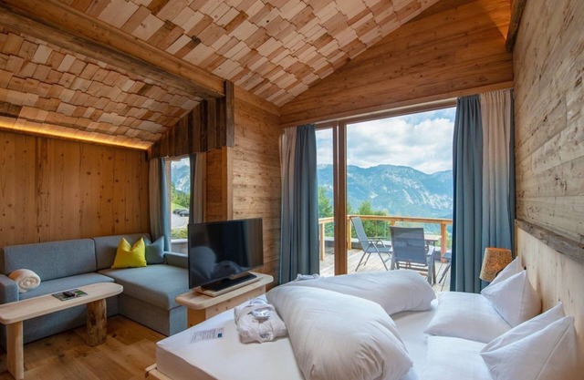 Sky Suite Large, separate WC and bath/shower (from 7 nights) - Nature and Wellness Hotel