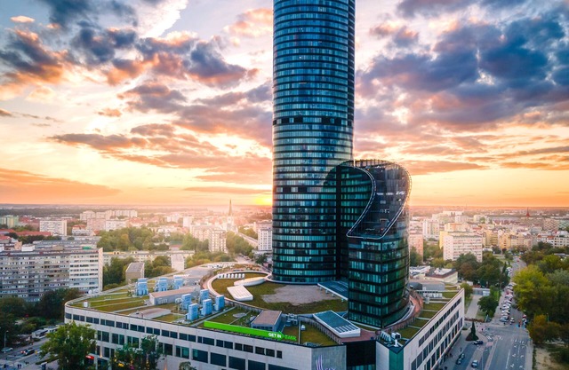 Sky Tower Apartments by Michał & Piotr