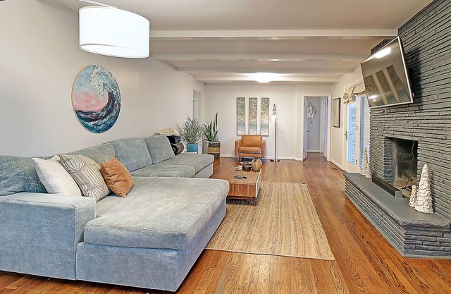 Sleek Midtown Retreat near Expo