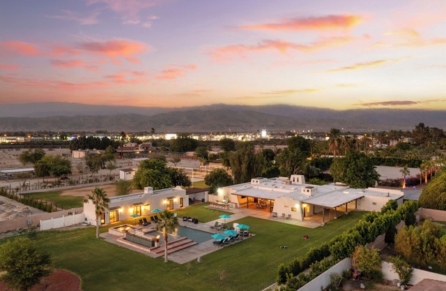 Sleeps 20! Mansion w/Pool + Indoor Tennis Court | Starlight Estate by AvantStay