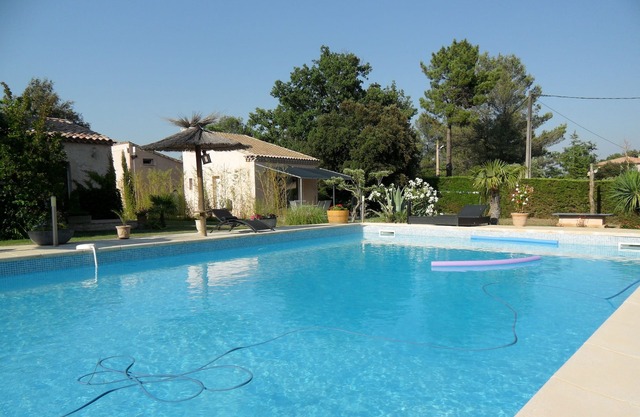 Small house 35 m² + mezzanine 15 M² + swimming pool
