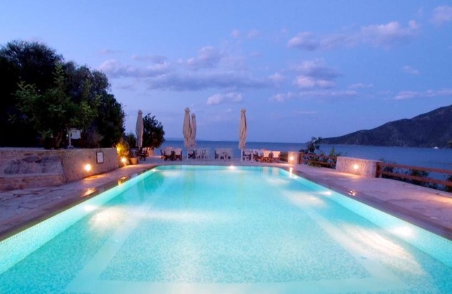 Smyros Resort