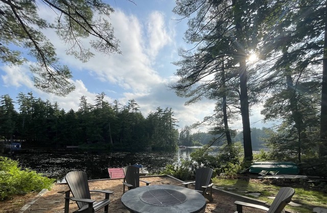 Snowbound Lake House on Conway Lake with Hot Tub Paddleboards Dock and Kayaks