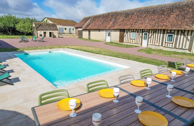 So Villa Huchetiere - Piscine Chauffée - Basket - 2h Paris - 30 p