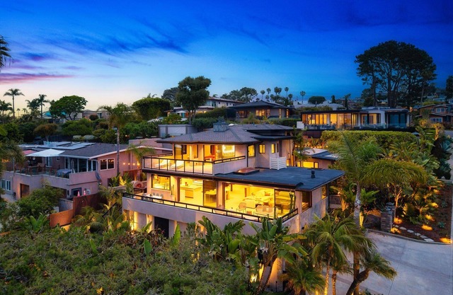 Solana Beach Luxury with Panoramic Ocean Views